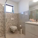 House And Apt. In 39364 דירה