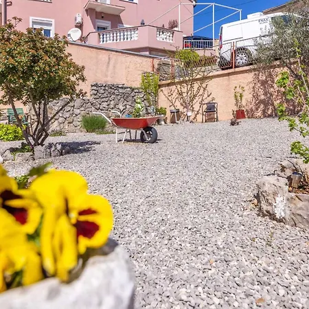 House And Apt. In 39364 Διαμέρισμα *