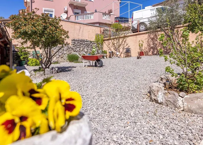 House And Apt. In 39364 Διαμέρισμα *