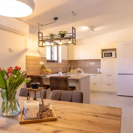 House And Apt. In 39364 Apartment Crikvenica